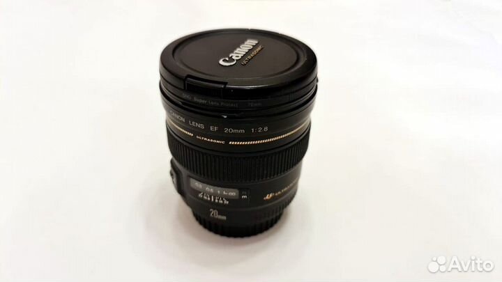 Canon 77D 18-55mm + Canon EF 20mm f/2.8 USM