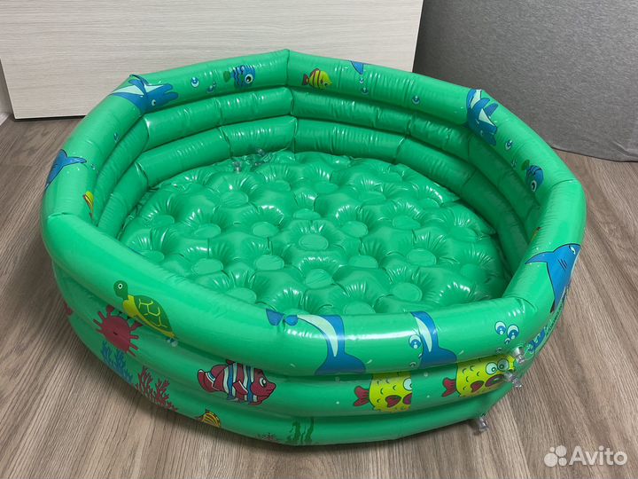 Надувной бассейн
