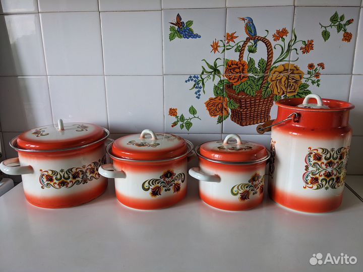 Эмалированная посуда и тазы СССР