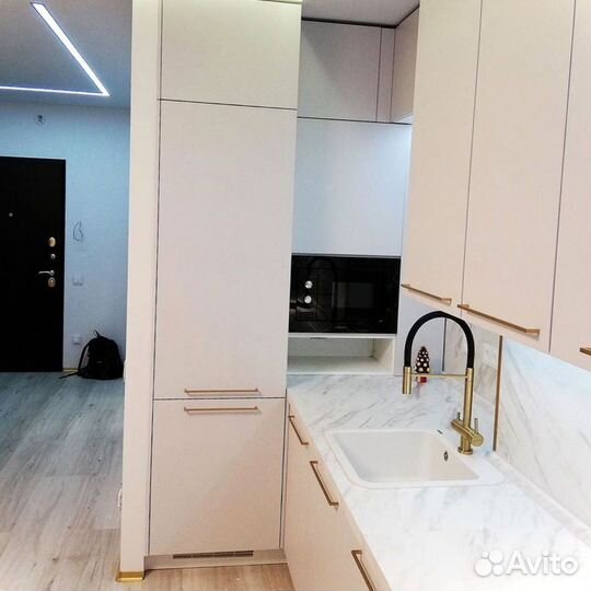 Кухонный гарнитур угловой