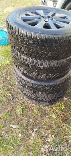 Kumho I'Zen RV Stud KC16 225/65 R17 106T