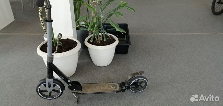 Продаю самокат