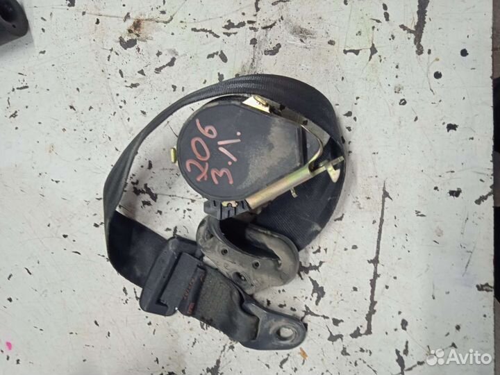 Ремень безопасности задний Peugeot 206 Пежо 206