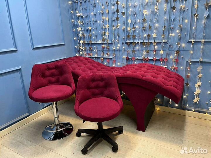 Анатомическая кушетка для наращивания ресниц