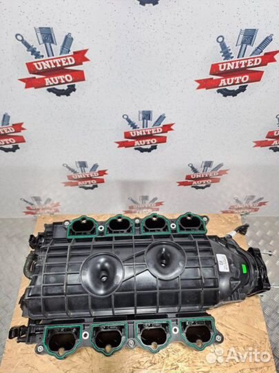 Коллектор впускной Ford Mustang 5.0 GT 2017