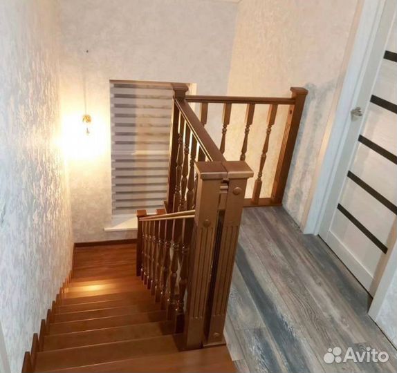 Ступени для лестницы из ясеня