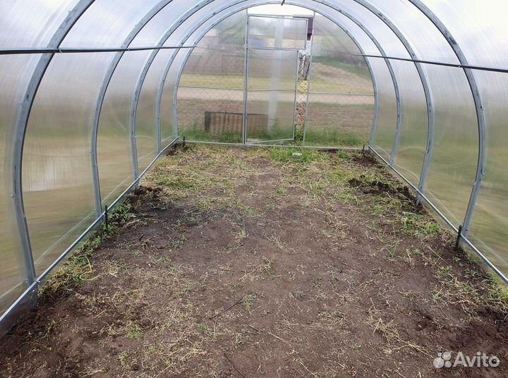 Теплица из поликарбоната