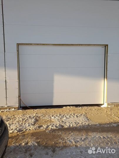 Секционные гаражные ворота Алютех от Производителя