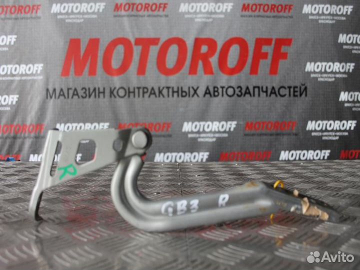 Шарнир капота Хонда Фрид GB3 правый А343