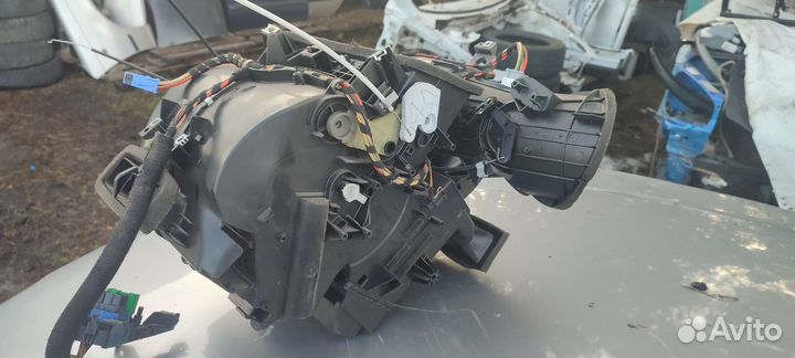 Пежо 206 корпус печки