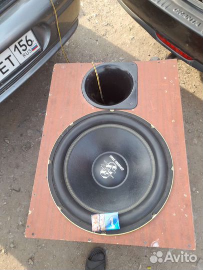 Сабвуфер Ground Zero 18