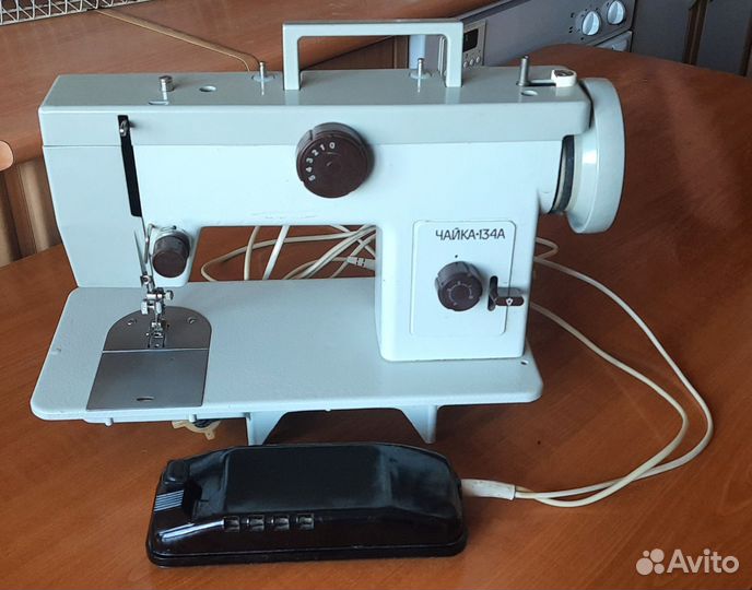 Швейная машина Чайка 134 А