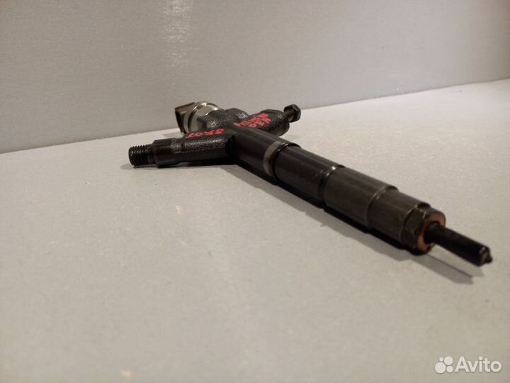 Форсунка топливная Nissan Pathfinder YD25ddti 2010