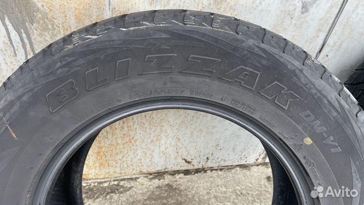 Bridgestone Blizzak DM-V1 255/65 R17