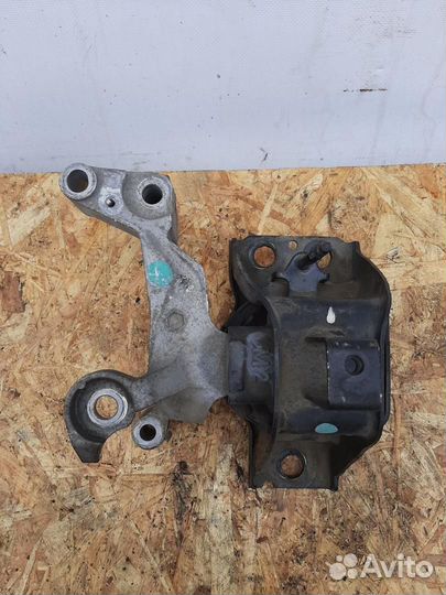 Подушка крепления кпп Mazda CX-5 KE 2013