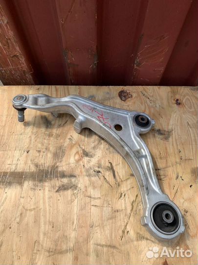 Рычаг подвески передний правый Nissan Murano Z51