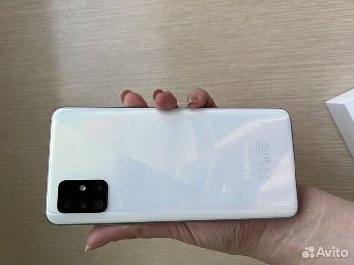 Samsung Galaxy A51, 4/64 ГБ