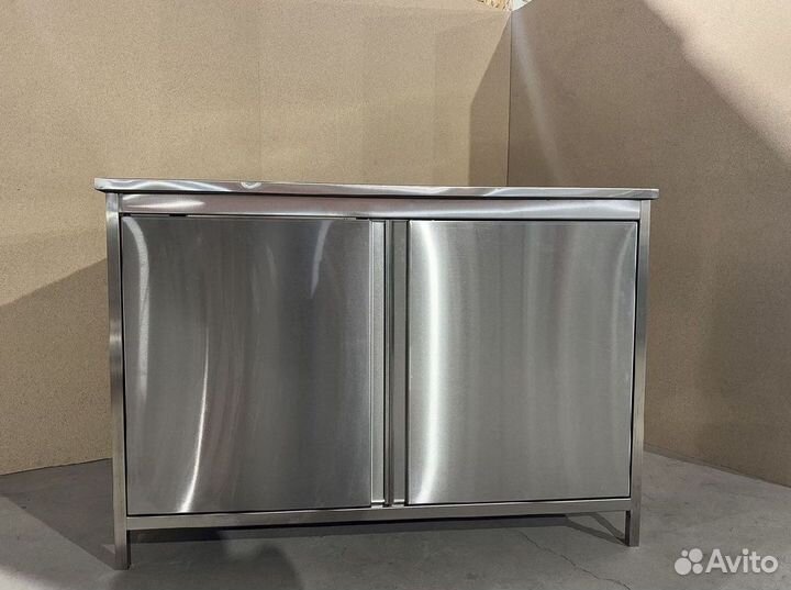 Cтол-тумба с мойкой из нержавейки