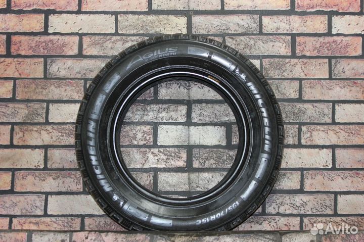 Michelin Agilis X-Ice North 195/70 R15