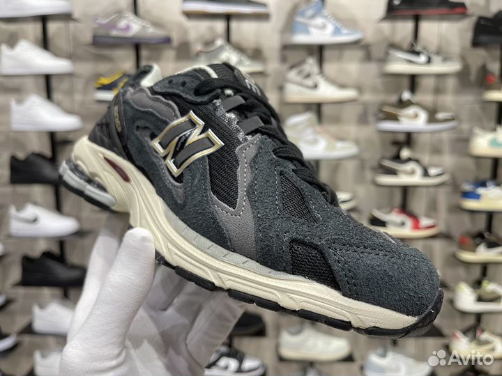New Balance 1906D «Proection Pack - Black»