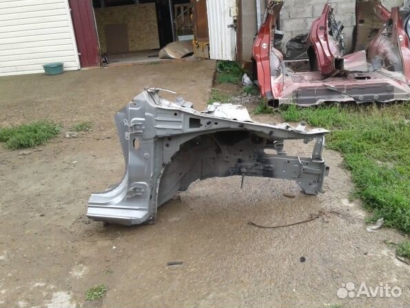 Четверть передняя правая Mazda 3 BM