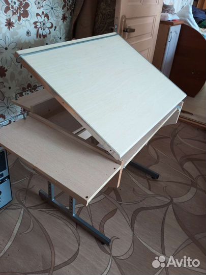 Стол парта для школьника