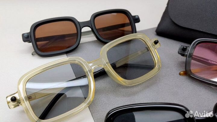 Солнцезащитные очки Iconiq Retro черные / 058