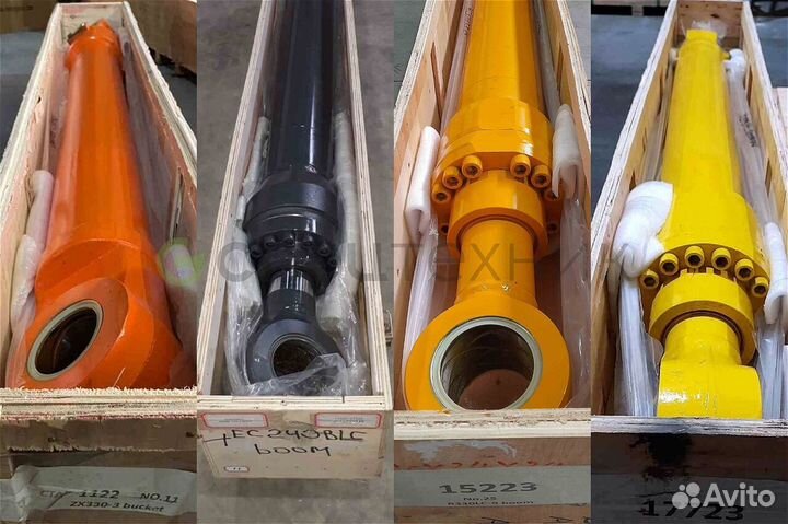 Гидроцилиндр стрелы Komatsu PC220-7