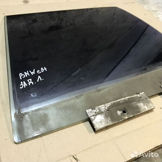 Стекло задней левой двери BMW e34