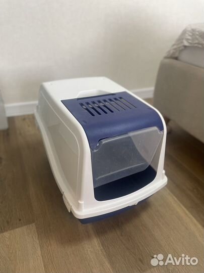 Закрытый лоток для кошек с совком