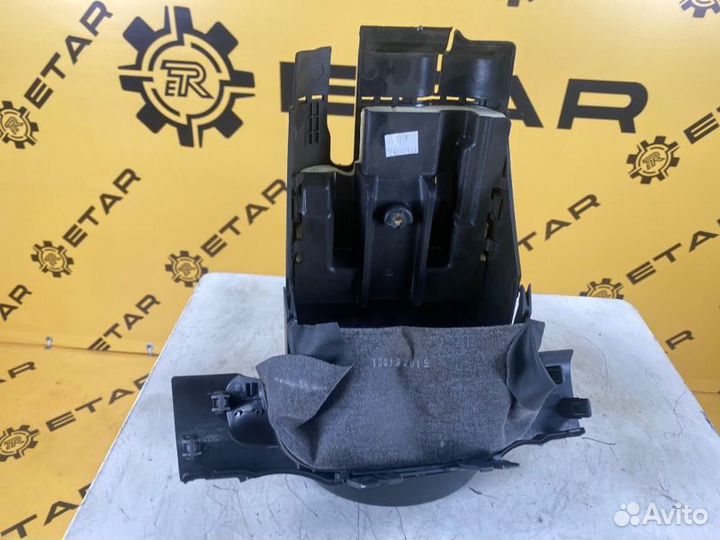 Кожух рулевой колонки Audi S5 8T 4.2 caua 2009