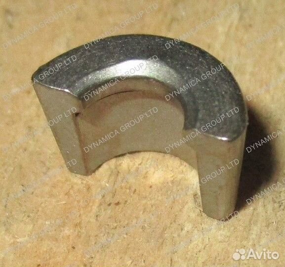 Сухарь клапана Nissan UD FD42 FD46 FE6