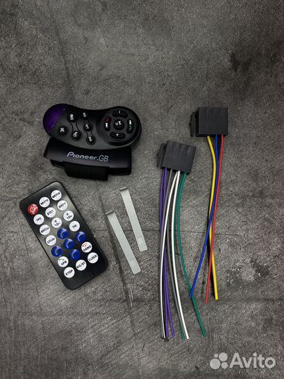 Магнитола Pioneer с блютусом