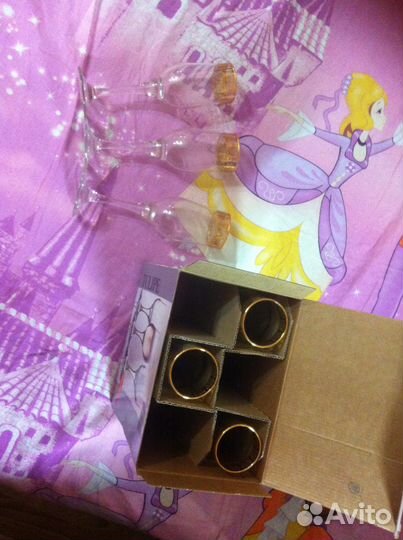 Бокалы на ножке в упаковке новые