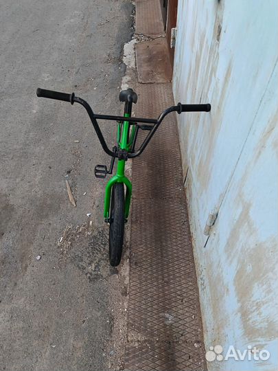 Трюковой велосипед bmx