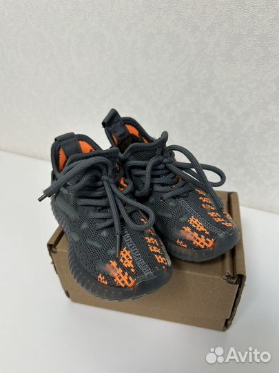 Кроссовки детские