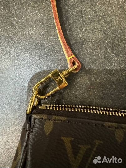 Сумка Louis Vuitton pochette оригинал