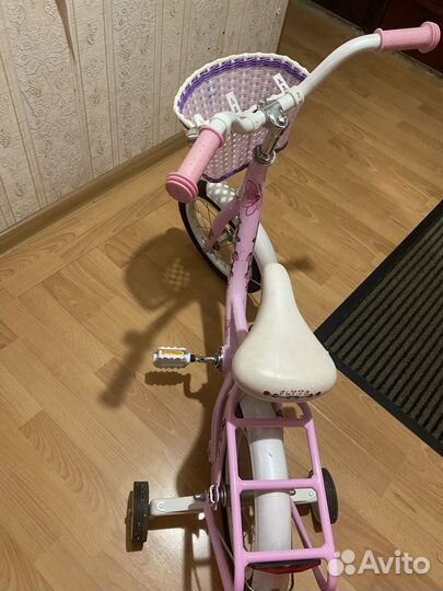 Детский трехколесный велосипед