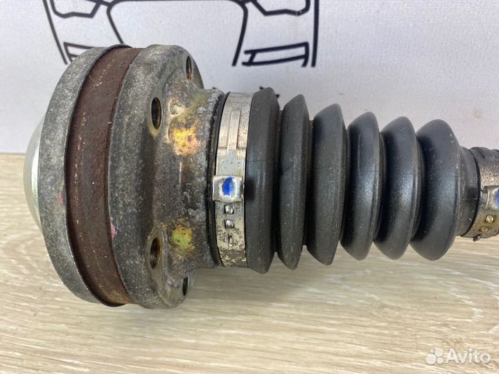 Привод задний задний правый Audi A6 C7 C7 4G 2.8