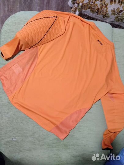 Вратарская футбольная форма