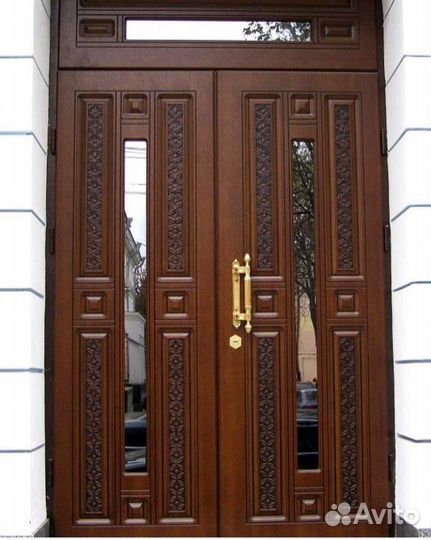 Входные металлические двери в дом