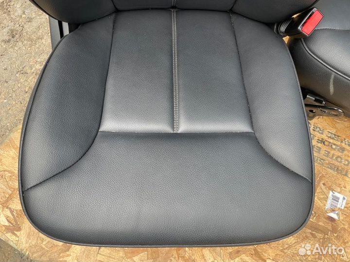 Кожаный салон Mercedes-Benz Gl X164 4.7 2012