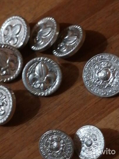 Металлические пуговицы женские