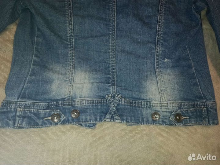 Джинсовая куртка stradivarius