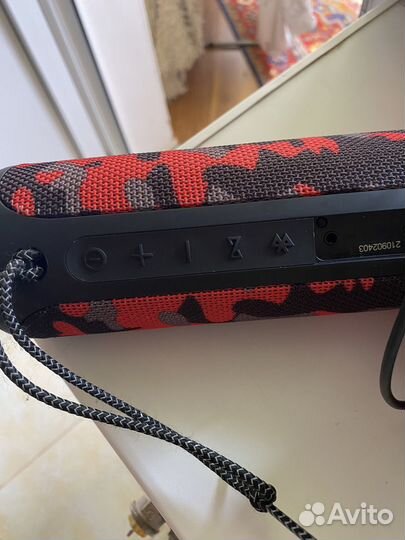 Музыкальная колонка с блютузом