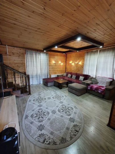 Коттедж 140 м² на участке 8 сот.