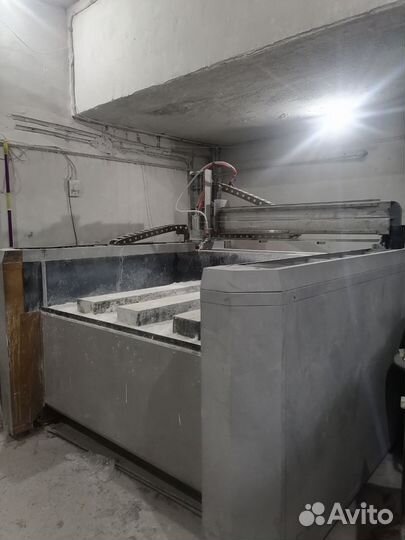 Фрезерный станок по камню и дугим материалам