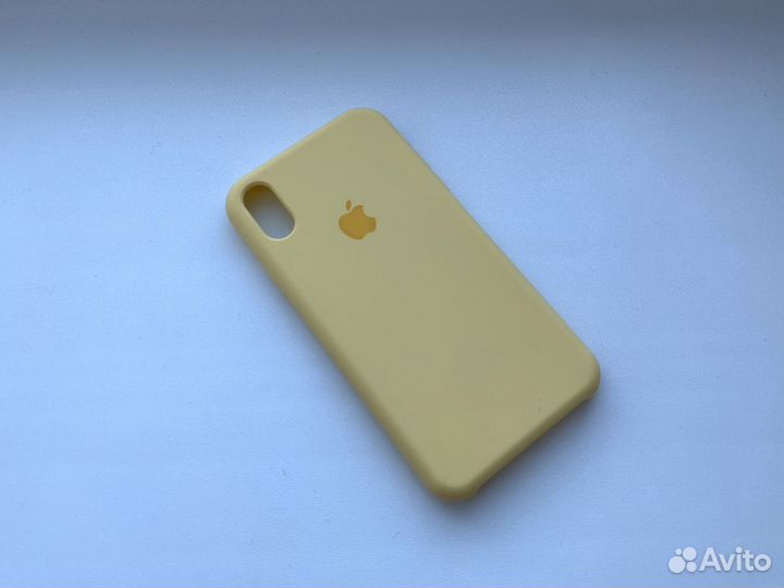 Чехлы для iPhone XR