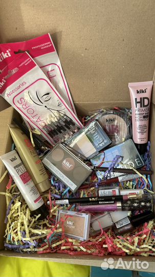 Коробка косметики Kiki