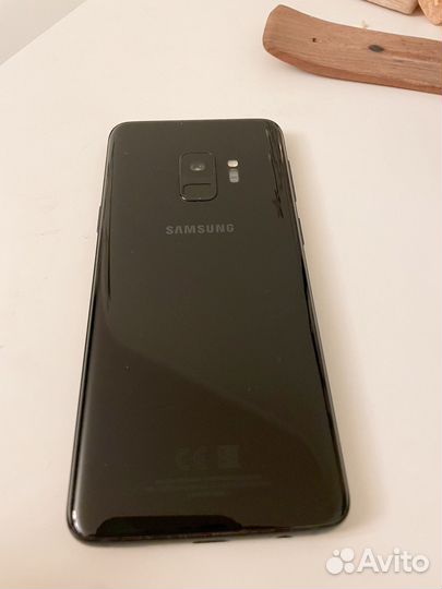 Samsung Galaxy S9, 4/64 ГБ